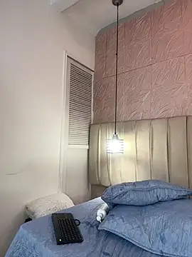 Онлайн чат XXX hannahst_