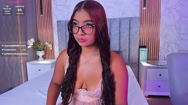 SofiiCruz 라이브 XXX 채팅