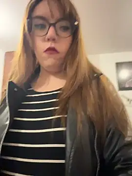 AliceMtz's Live XXX Chat