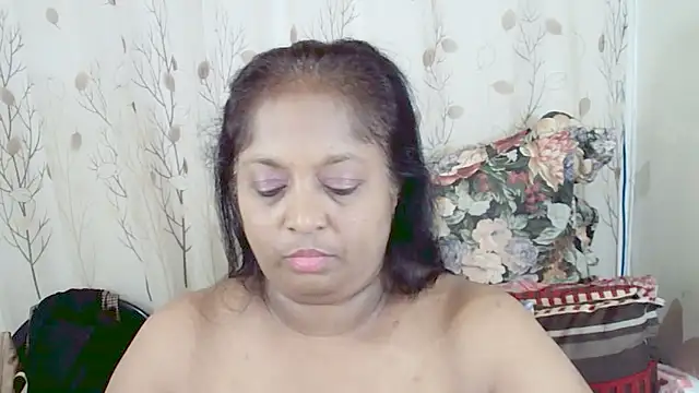 Chat XXX ao vivo de Indiantasha