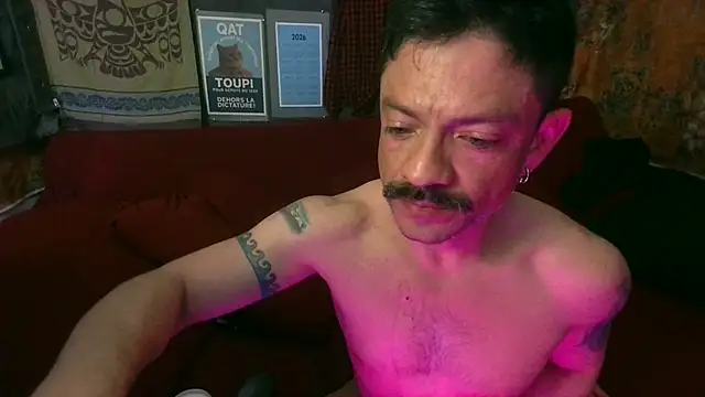 RenzoTorrente's Webcam Show