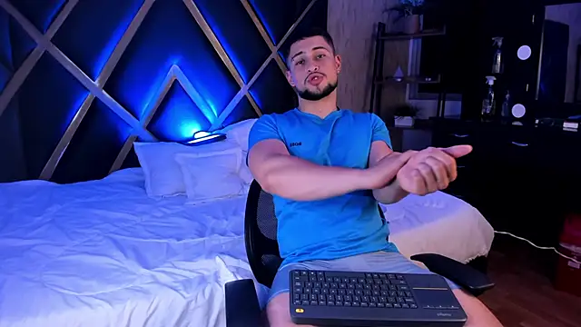 عرض كام valenssio_moretti