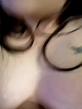 Mysticdooll69's Live XXX Chat