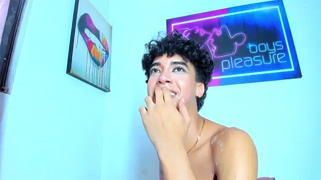 Pleasure_boys_hot webkamerás műsora