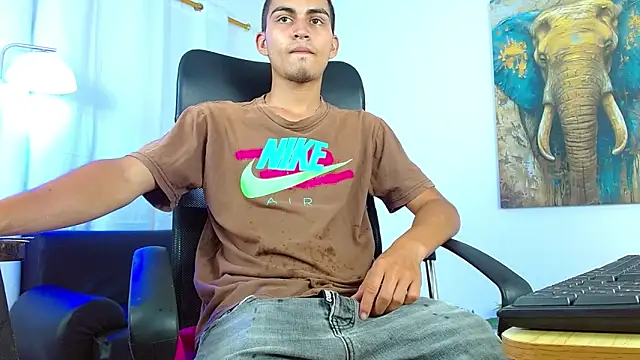 lucass_18's Live XXX Chat