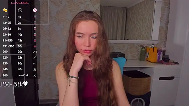 دردشة YonaBones الجنسية المباشرة