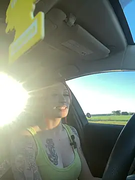 ThornsandHoneyのライブXXXチャット