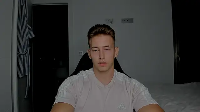 find0m_master Adlı Modelin Canlı XXX Sohbeti