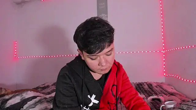 Kody_Royale Show in webcam