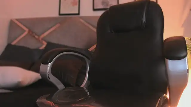 marian_pinzon élő XXX-chatje