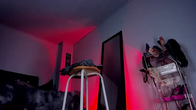 Draculairis' Webcam Show