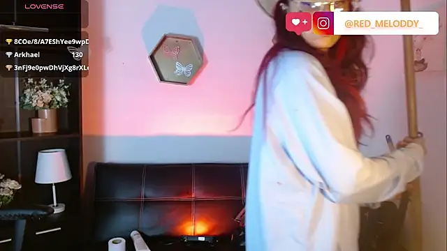 RedMeloddy's Live XXX Chat