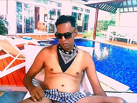 Webkamerová show IndianHunk01