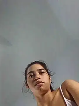 Show de morenaus2025 na webcam