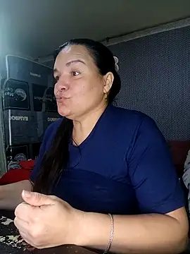 Zuleyka_69: онлайн-секс-чат