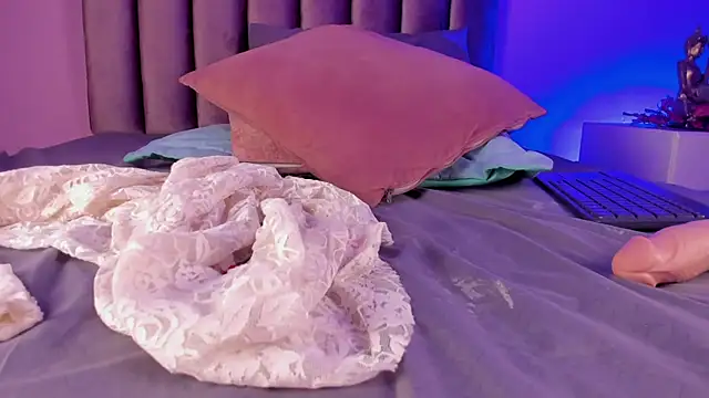 GabrielaSuarez_ Live XXX-Chat