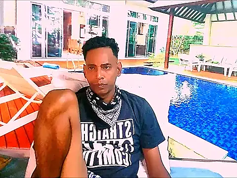 IndianHunk01's Live XXX Chat