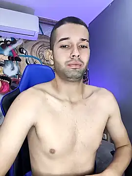 XXX chat uživo modela Ian_Valenti