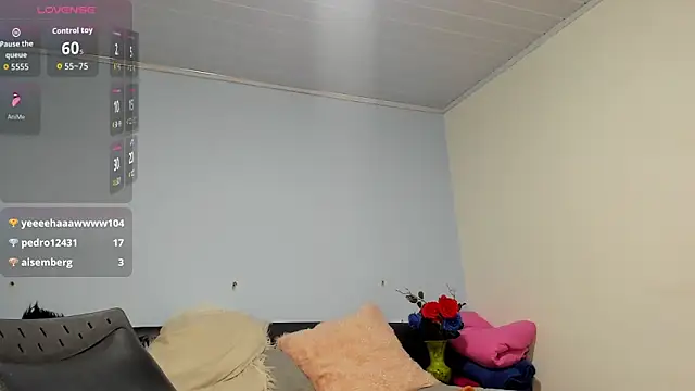 kaylaMinov_ webkamerás műsora