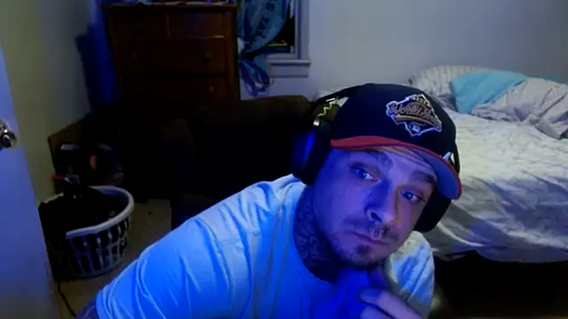 DADDY_KANE8---: διαδικτυακό σόου στην κάμερα