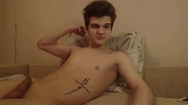 XXX chat uživo modela PeachTree