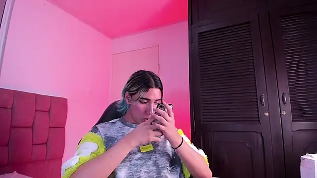 AngelFlexxx live XXX chat