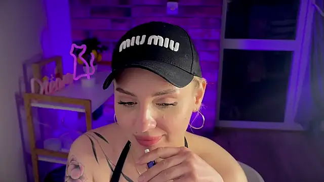 mari_grey: онлайн-секс-чат