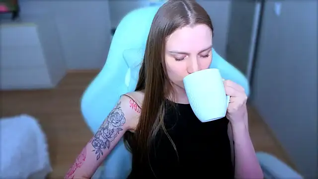 XXX chat uživo modela StellaLawless