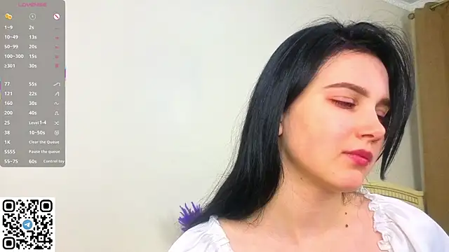 Chat +18 de EnricaElis ao vivo