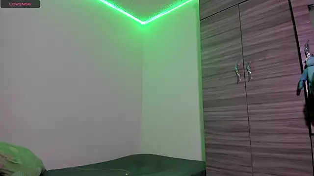 Sexyboy_0199 লাইভ XXX চ্যাট