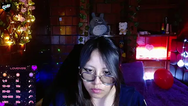 MidoriQuiinnのライブXXXチャット