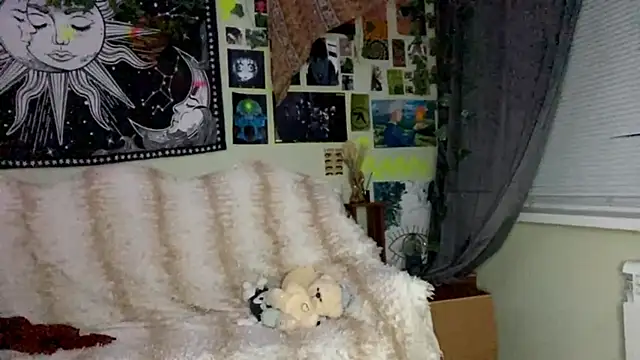 AllegraStaffieri 即時 XXX 聊天