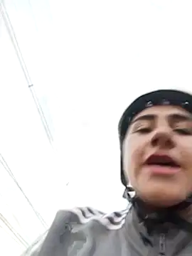 CAROLINE__07 即時 XXX 聊天