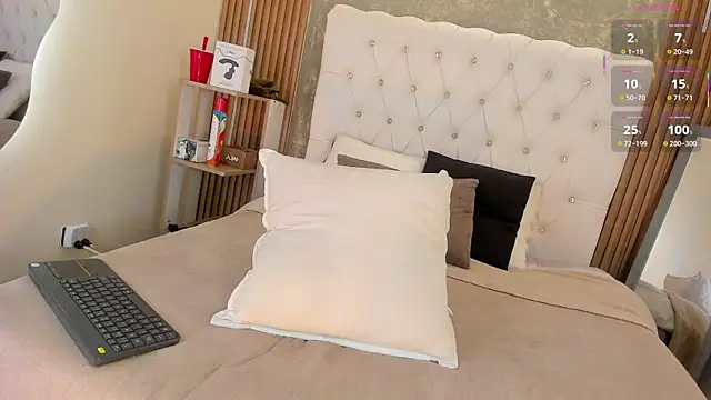 Tomy_Rox লাইভ XXX চ্যাট