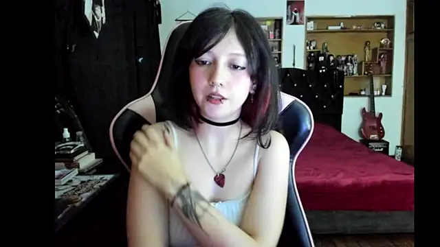 دردشة Maki_Zein_ الجنسية المباشرة