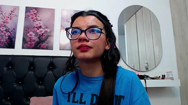 pinky_f00x – Live XXX-chat