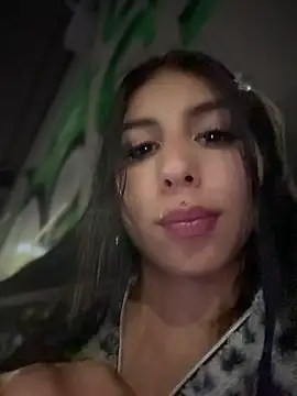 ariella_11's Live XXX Chat