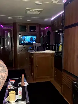 Chat XXX en directo de chellerayy