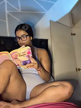 XXX chat uživo modela Kaily_Sweet16