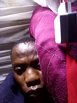 Show modela Sexxoophone na web-kameri