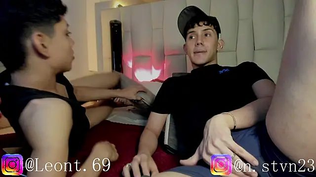 LoganTwink18 웹캠 쇼