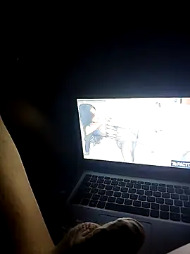 Show modela sexyboybi55555 na web-kameri