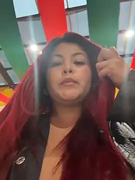 XXX chat uživo modela Lia-Moon77