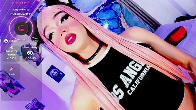 blonde_queen- – Naživo XXX chat