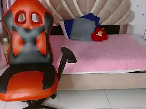 Show modela elio_fox na web-kameri