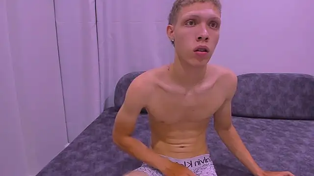 Show modela greiberland na web-kameri