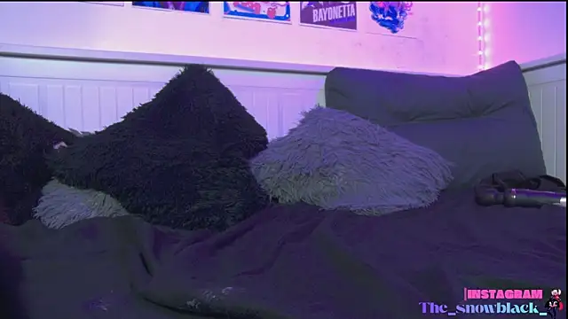 snowblack_ Chat XXX live