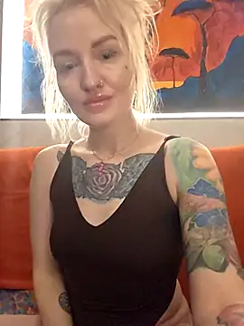 KateMonroe Adlı Modelin Canlı XXX Sohbeti