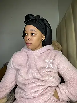 Nisha_102's Webcam Show