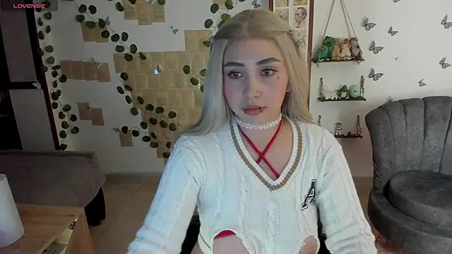 Fiore_Sanz_ – Naživo XXX chat